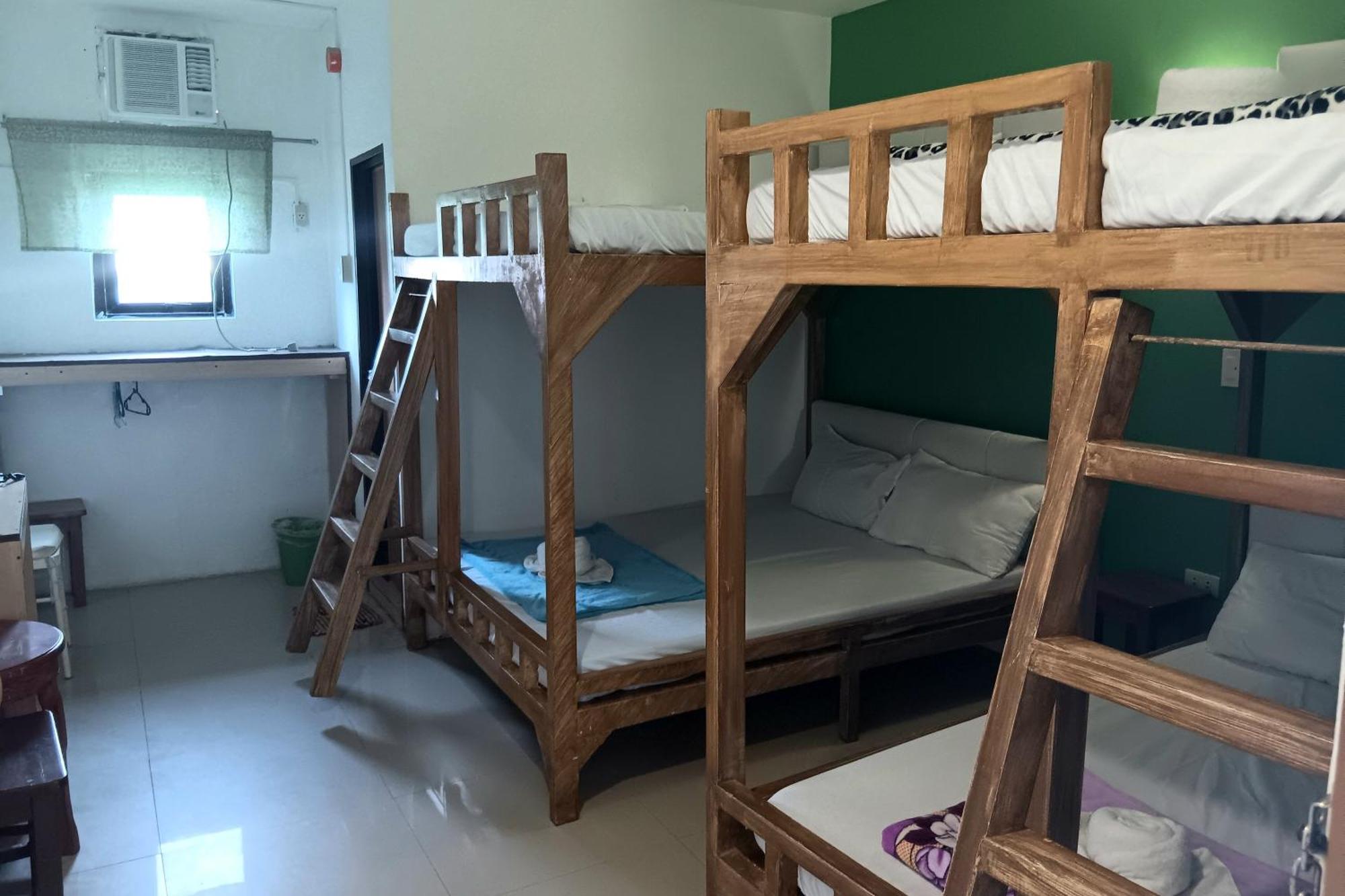 Casa Del Camba Hotel And Restaurant Near Hundred Islands Аламинос Екстериор снимка